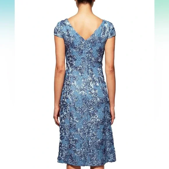 green emerald velvet dress Alex Evenings Surplice V-Neckline Short Cap Sleeves Relaxed Bodice Emp   Immediate Apparel